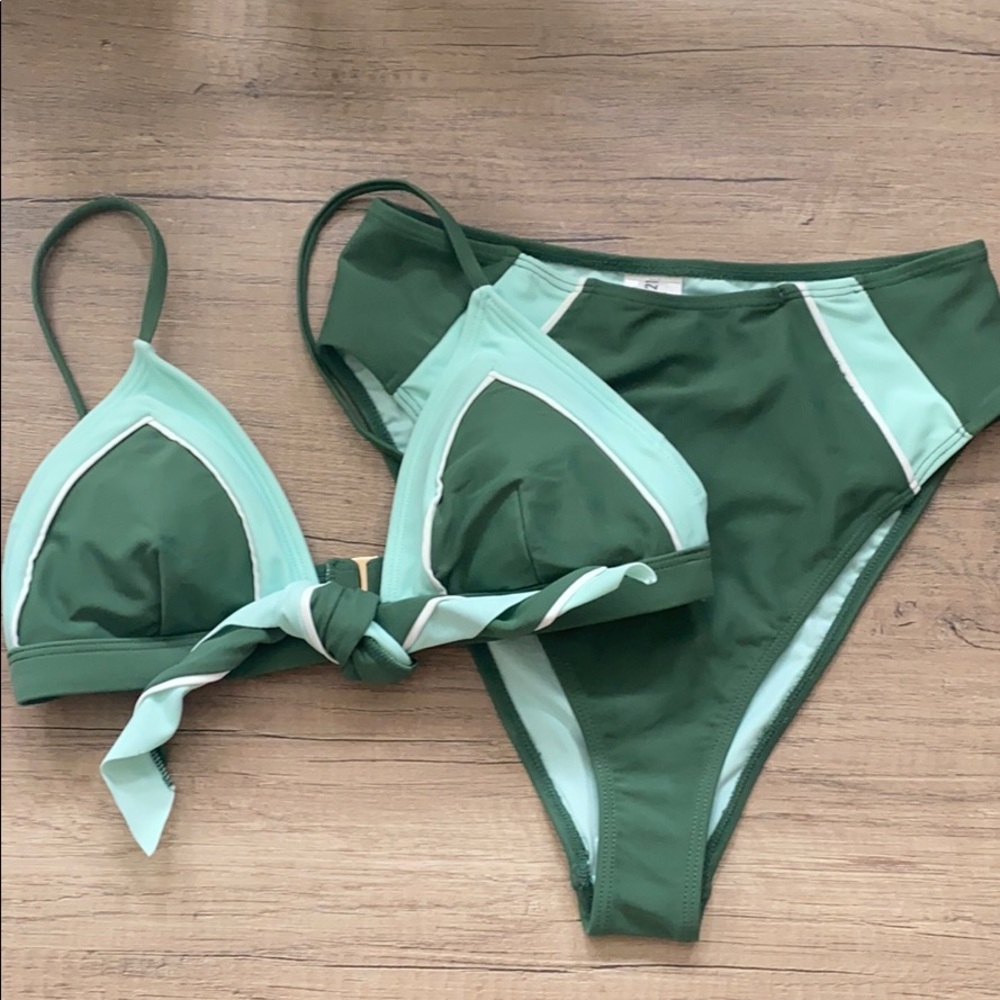 High Waisted Two Piece Bikini 💚
